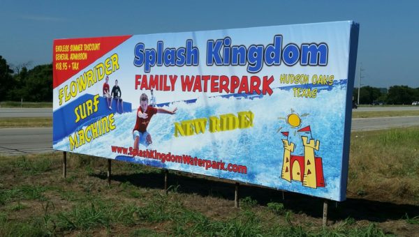 Splash Kingdom Sign